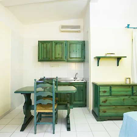 Alba Dorata منتزه العطل